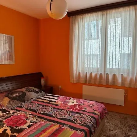 Apartamento уникален с изглед към планината Bansko