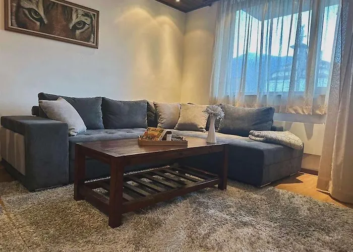 Daire уникален с изглед към планината *